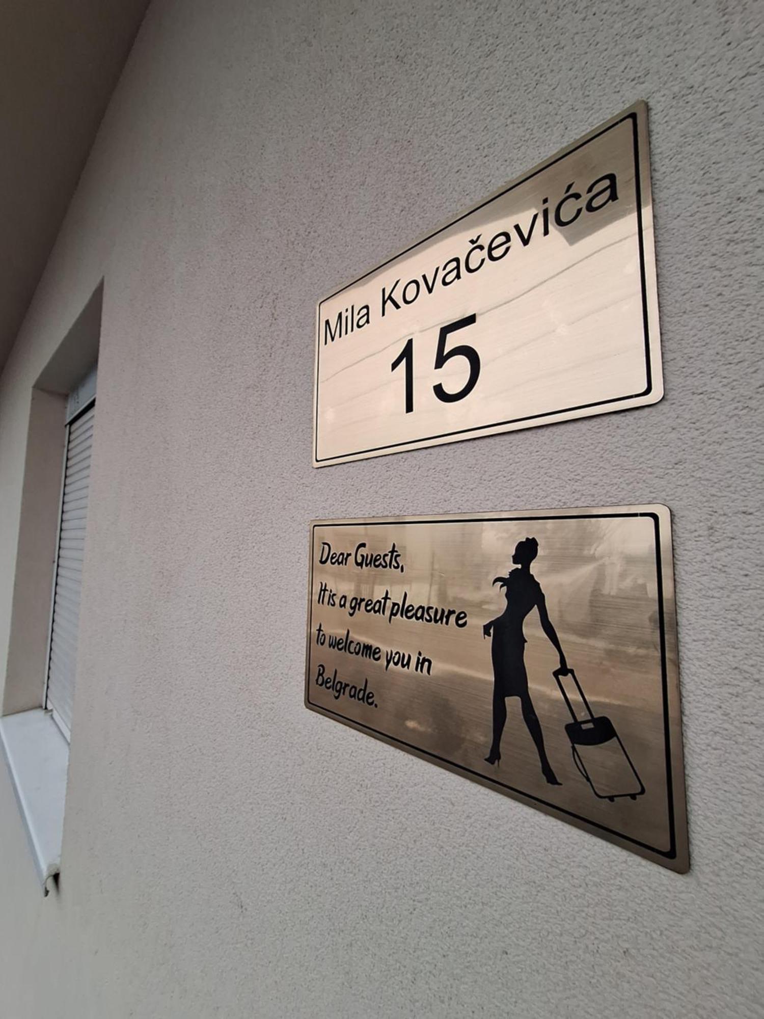 Expo Airport Otel Surčin Esterno foto